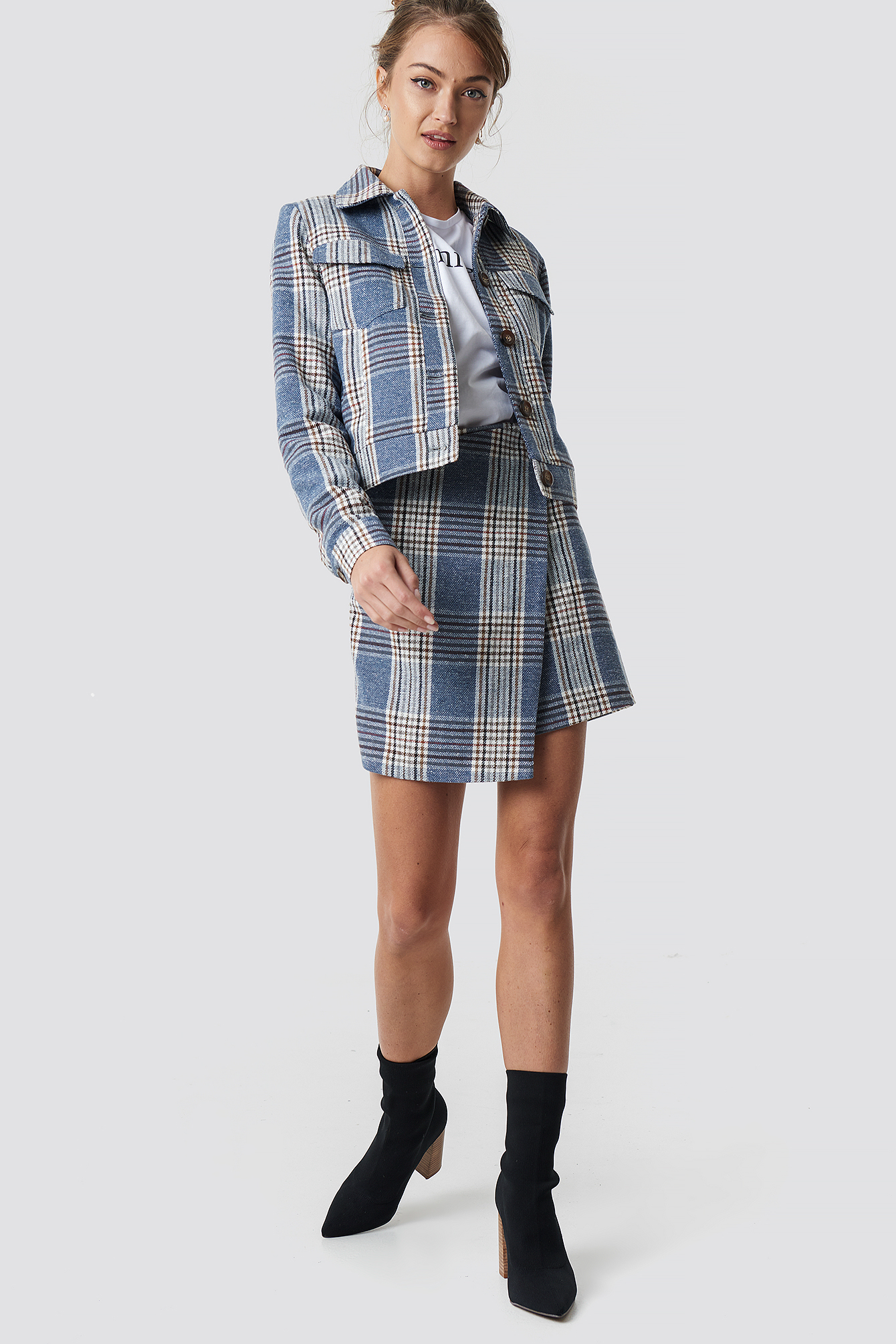 checked short jacket