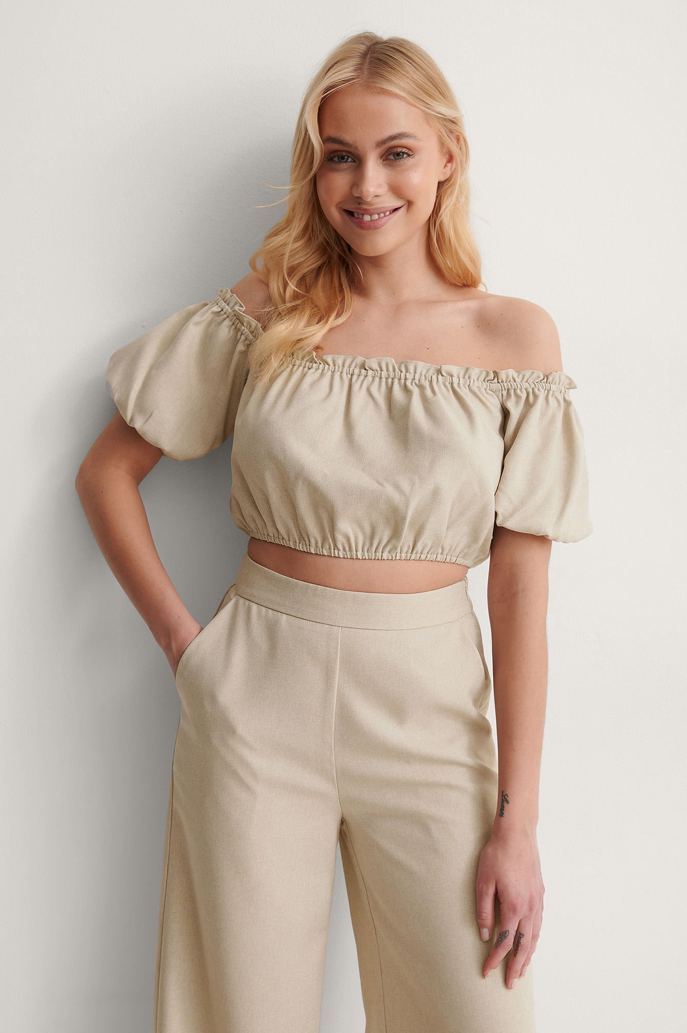 off shoulder top beige