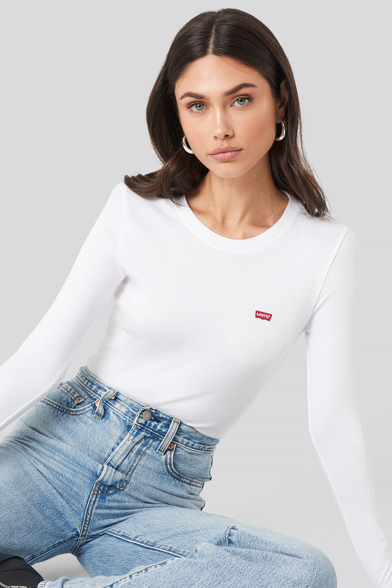 t-shirt, levi's, na-kd, high waisted, skirt, white top, white t-shirt,  white skirt, summer, summer outfits, pink bomber jacket, bomber jacket,  levis high waisted jeans, jacket - Wheretoget