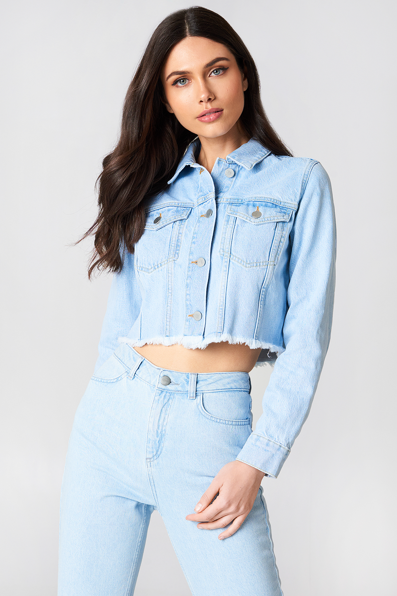 raw edge cropped denim jacket