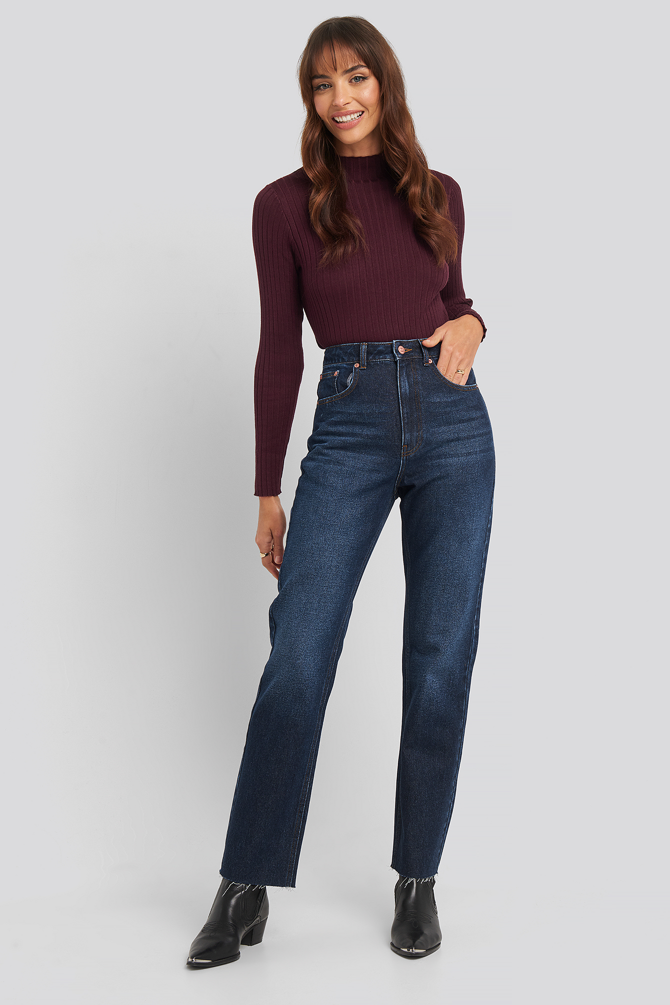 straight jeans raw hem