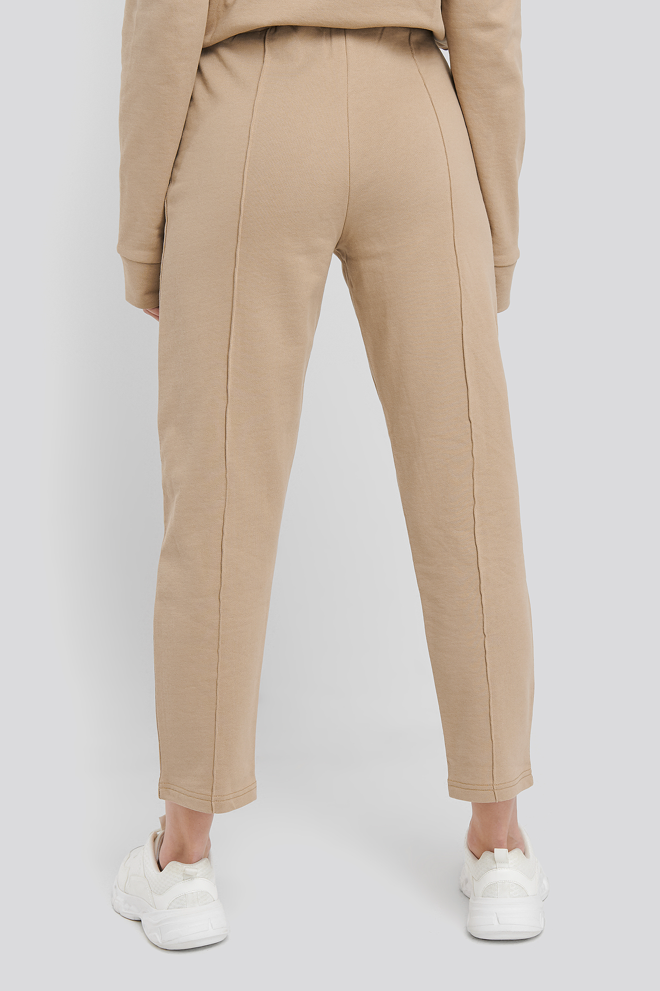smart cropped joggers