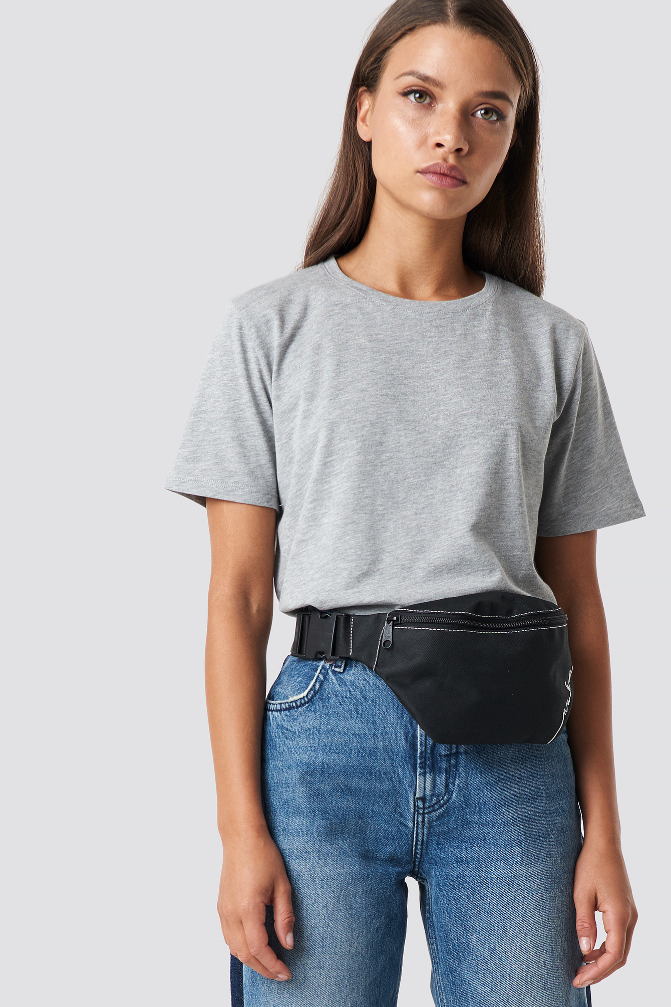 basic grey tee