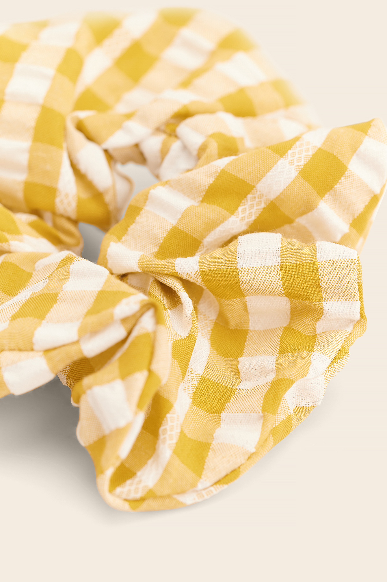 Big Scrunchie Yellow Na Kdlounge Com Big Scrunchie Yellow Na Kdlounge Com