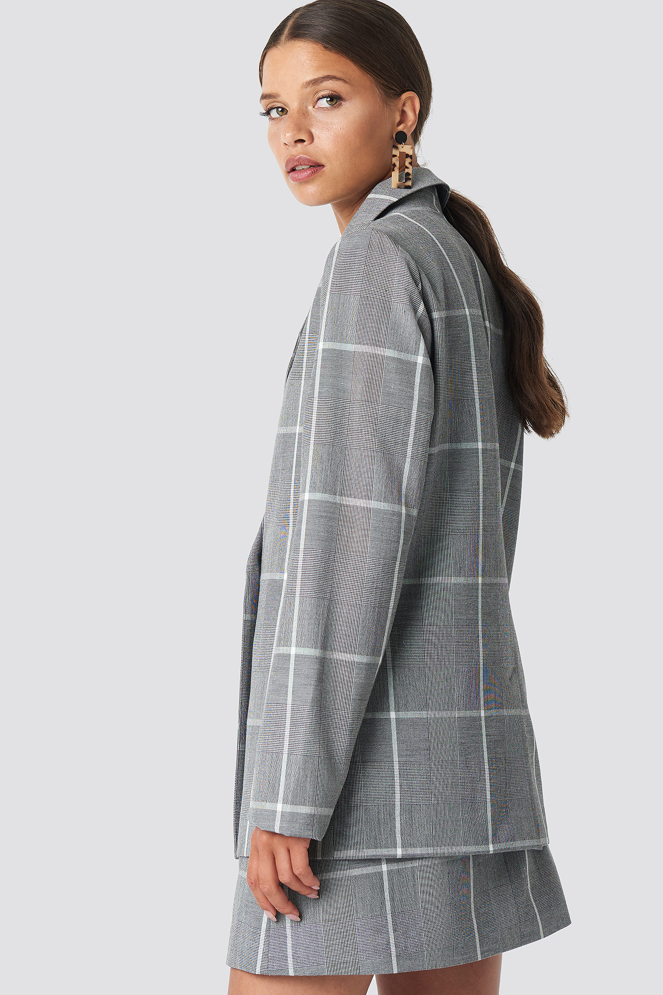 oversized checkered blazer