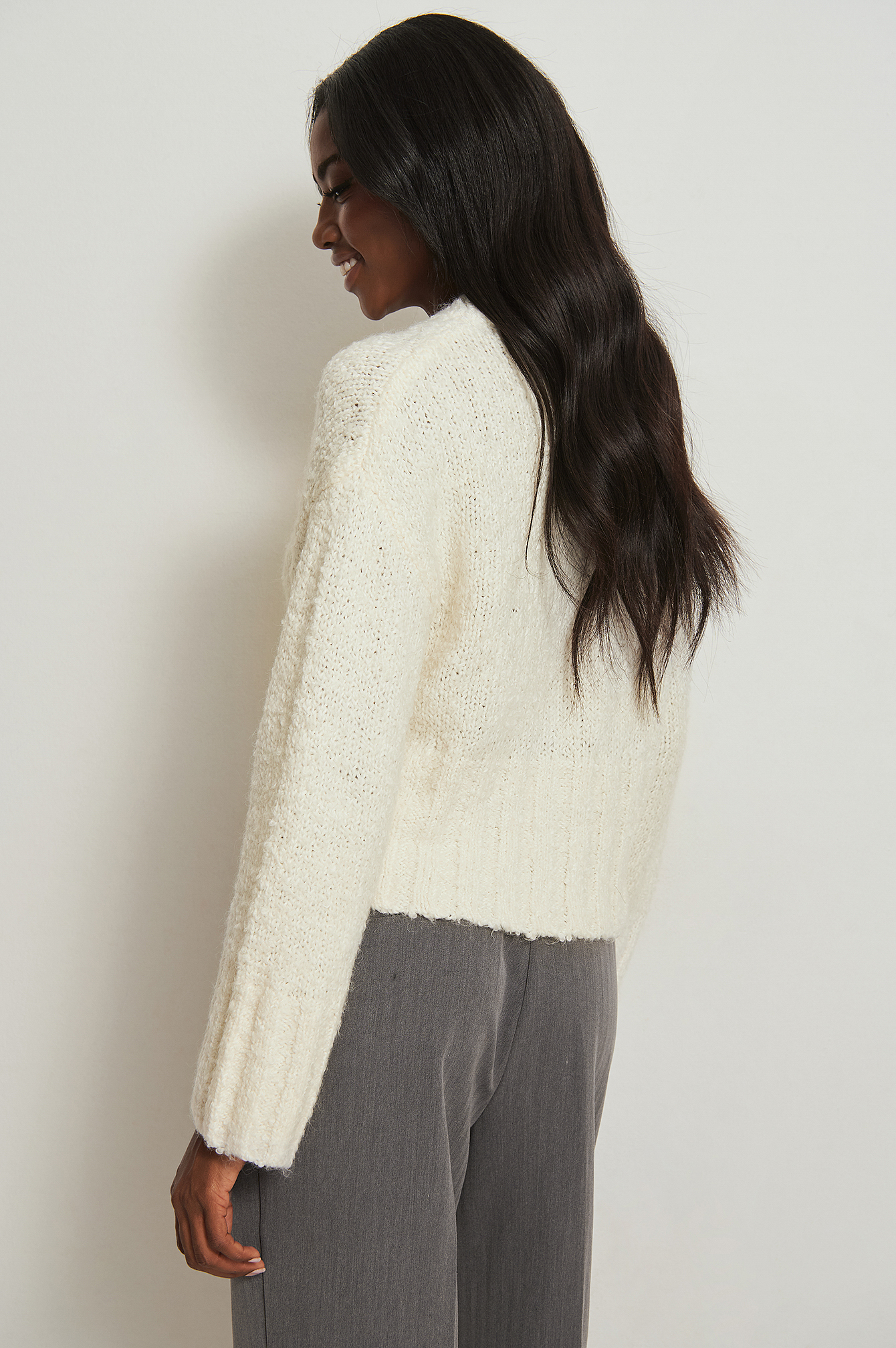 white knitted cropped cardigan