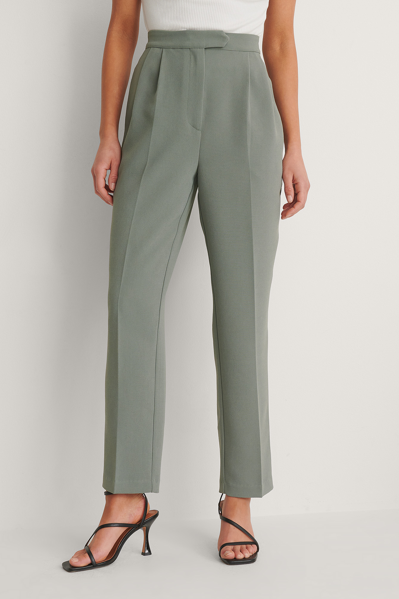 Green Cropped Darted Suit Pants