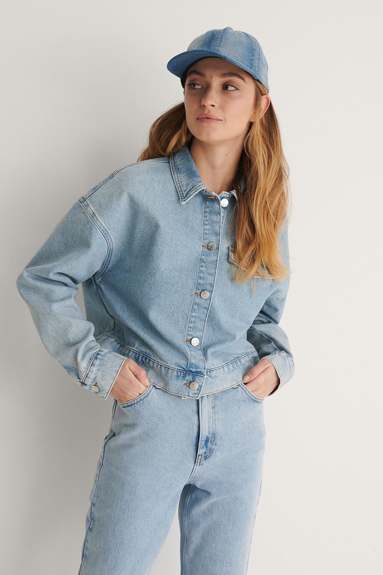 cropped denim jacket light blue