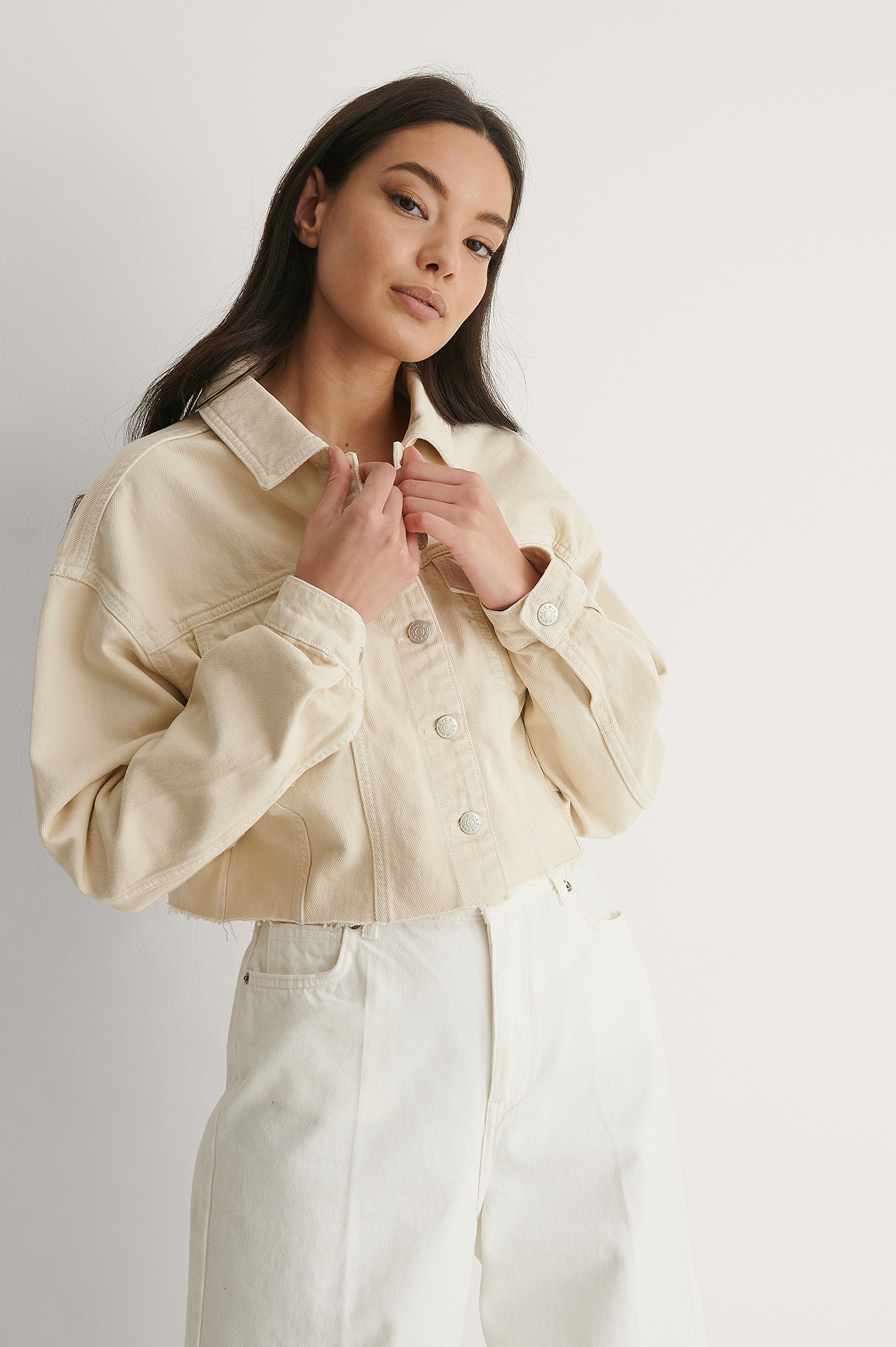 cropped denim jacket beige