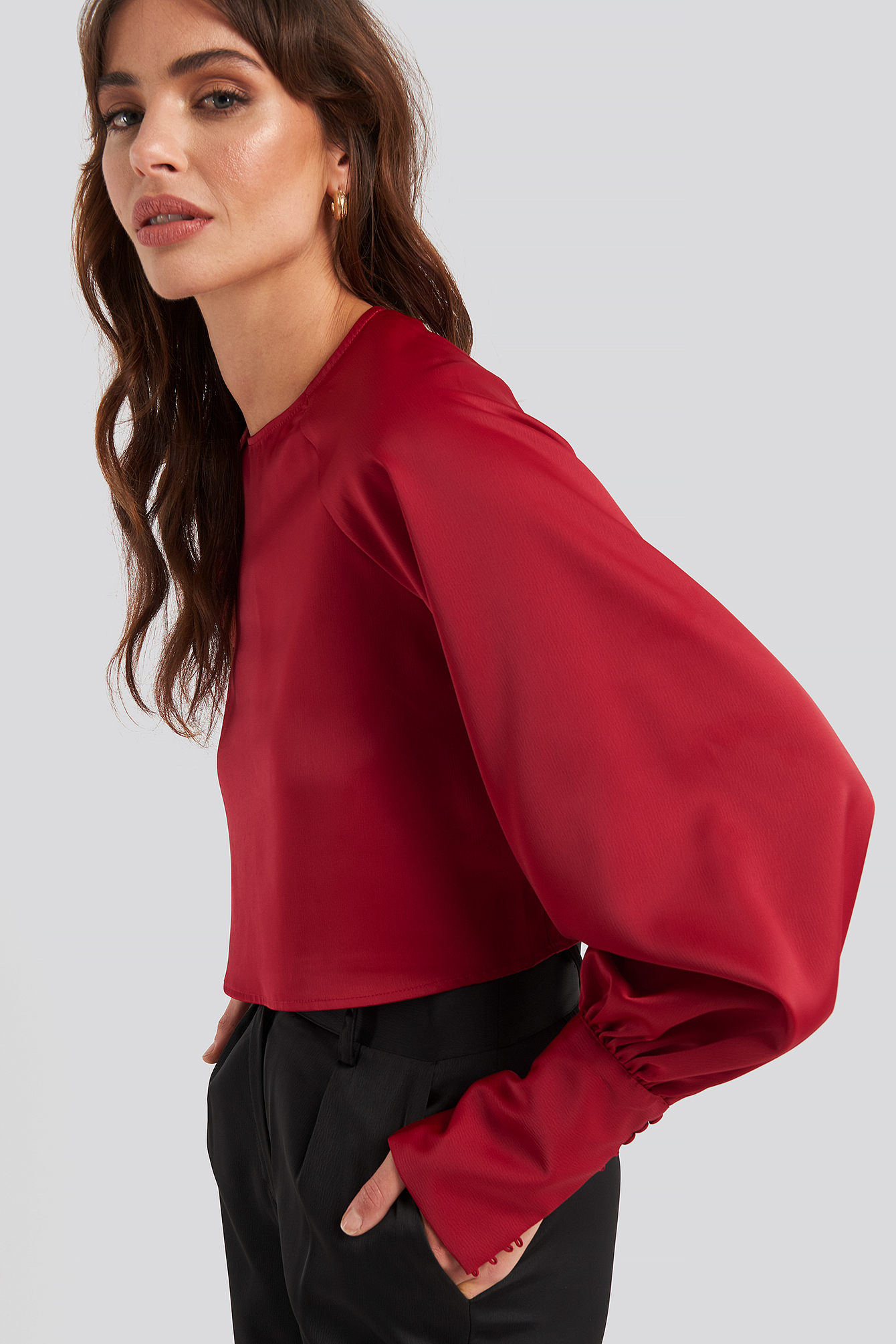 Cropped Satin Balloon Sleeve Blouse Red