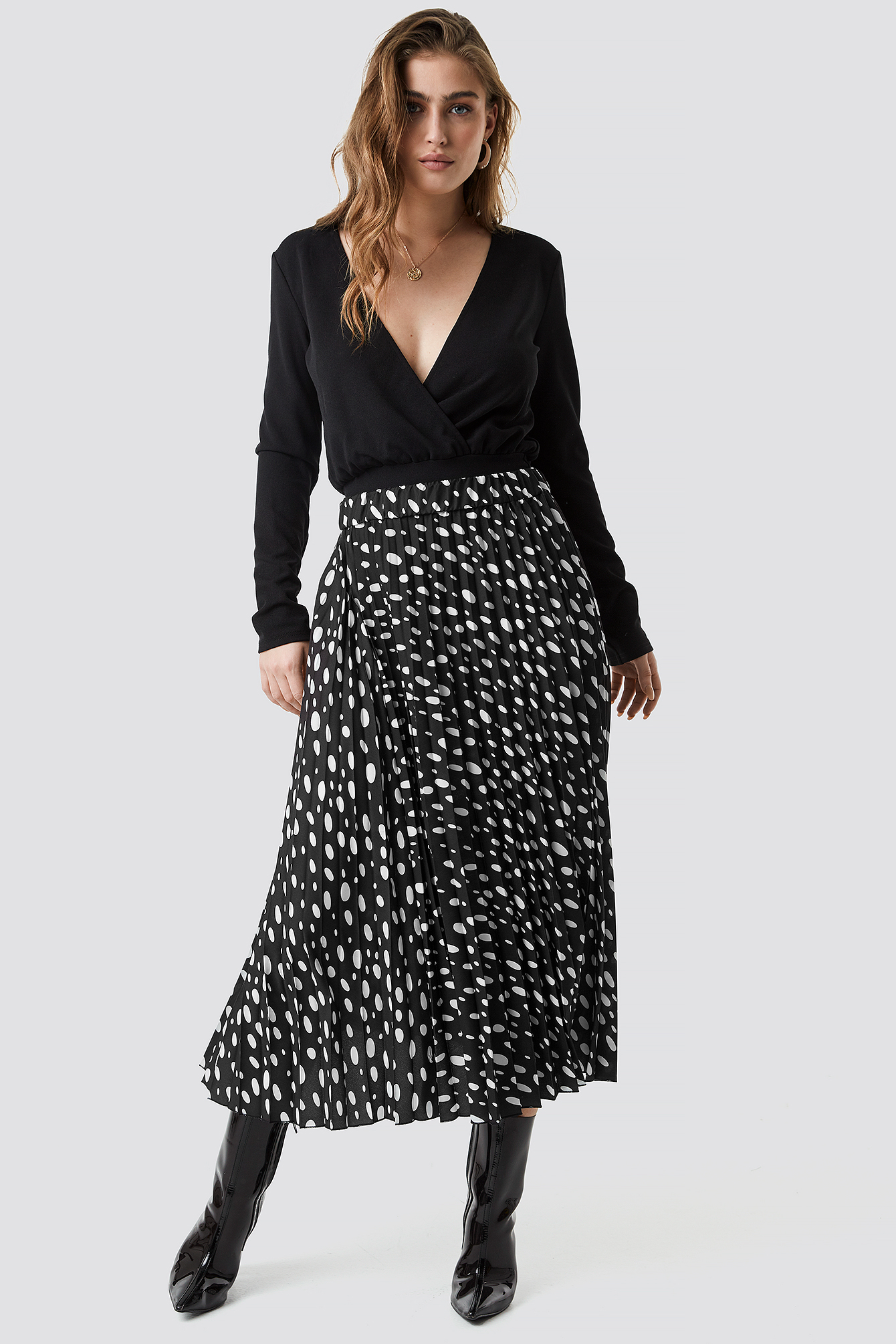 Black/White Dot Print Pleated Midi Skirt