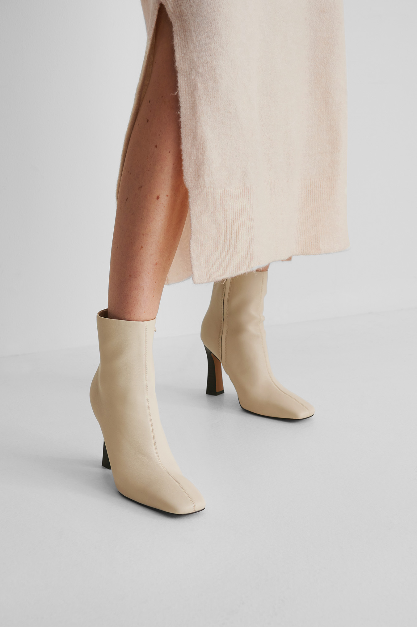 nakd boots beige