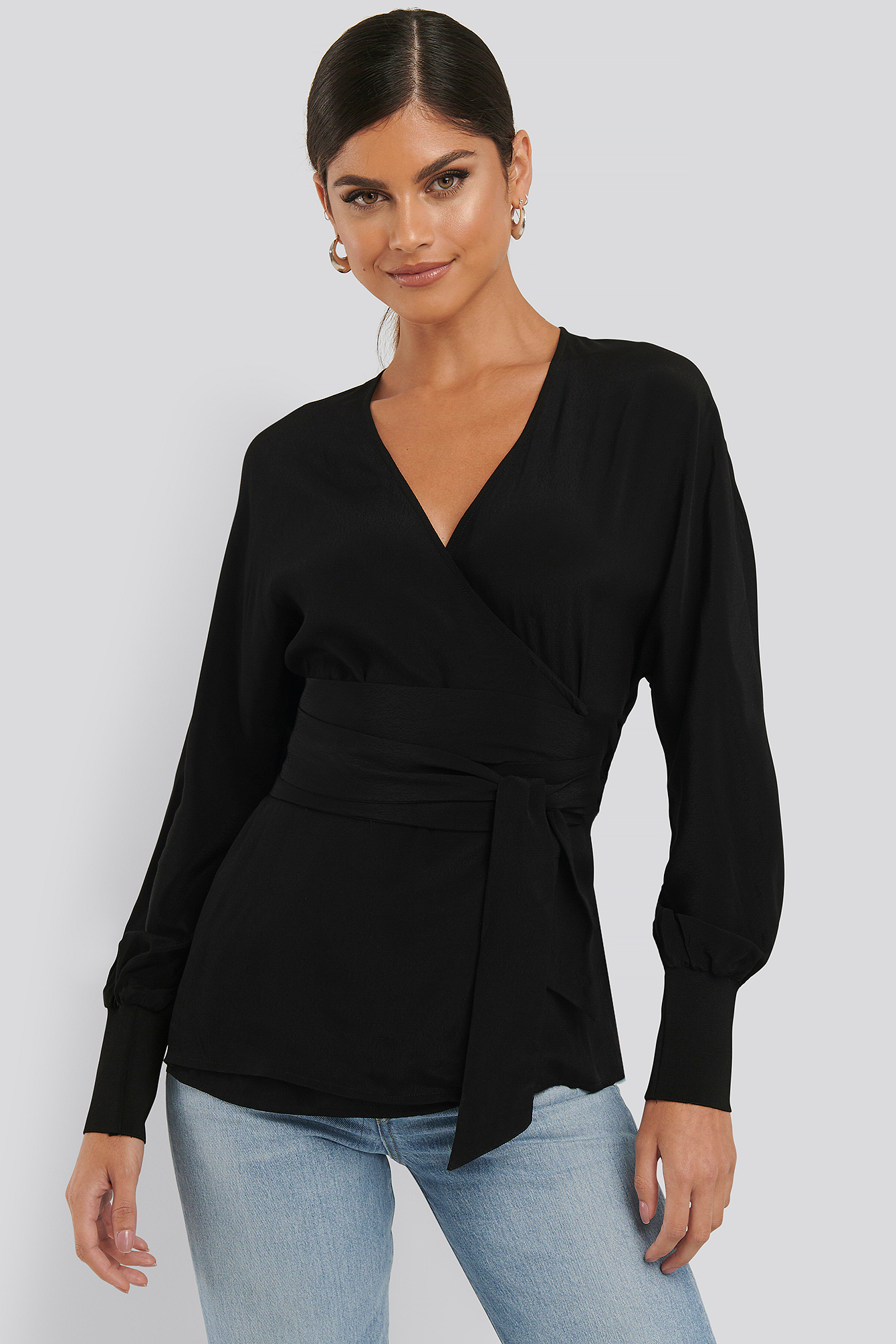 long flowy black shirt