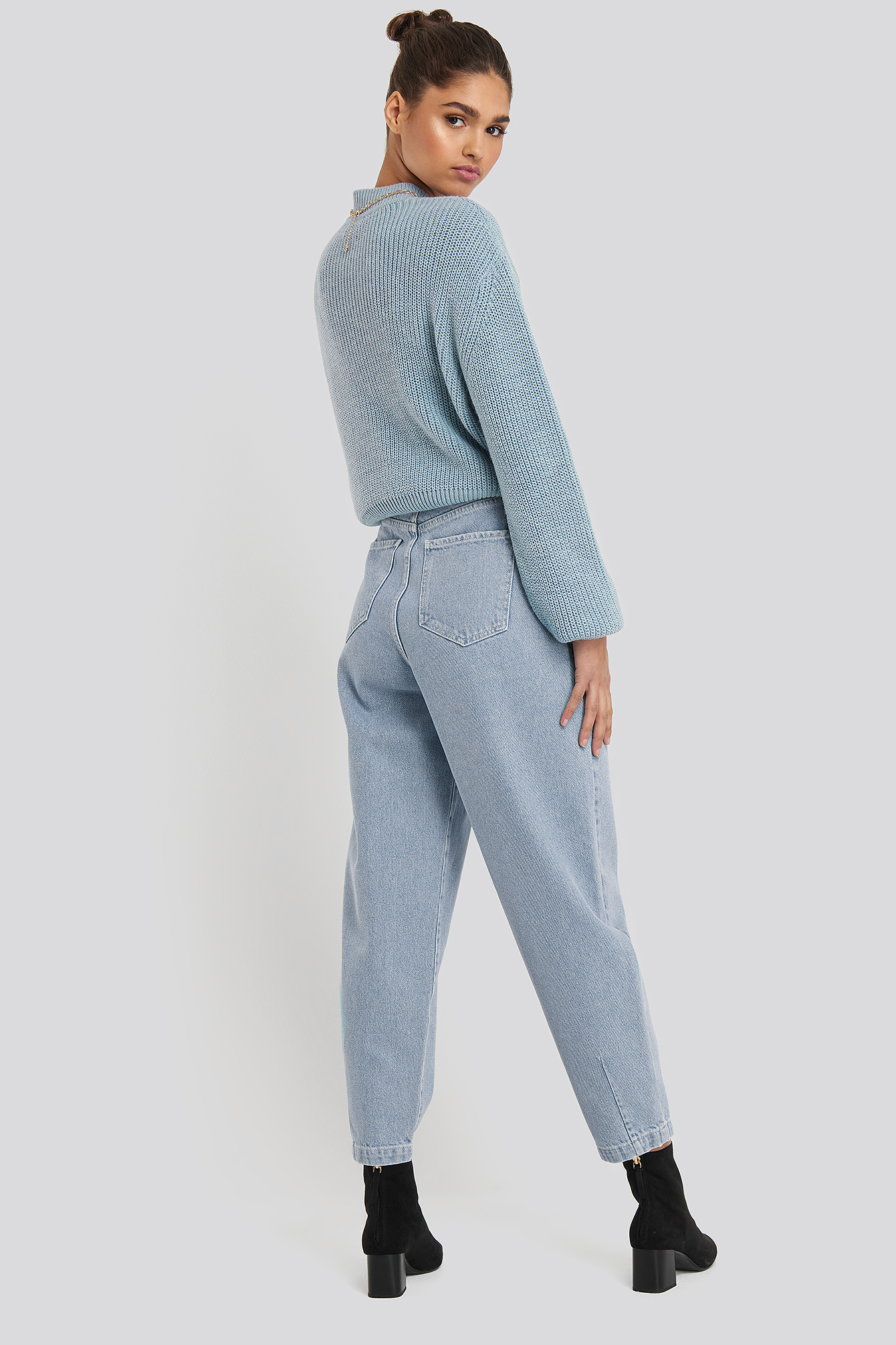 Front Dart Slouchy Jeans Blue