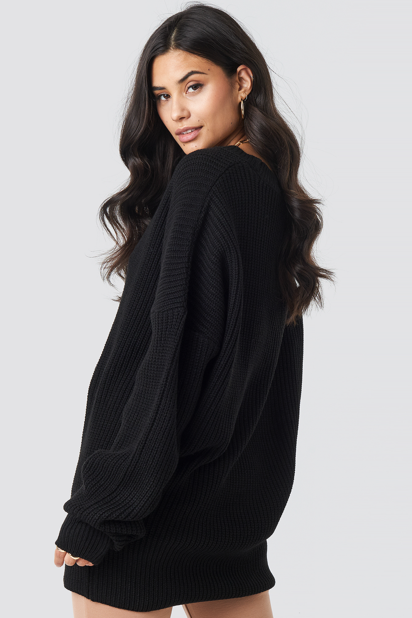 black oversized knit