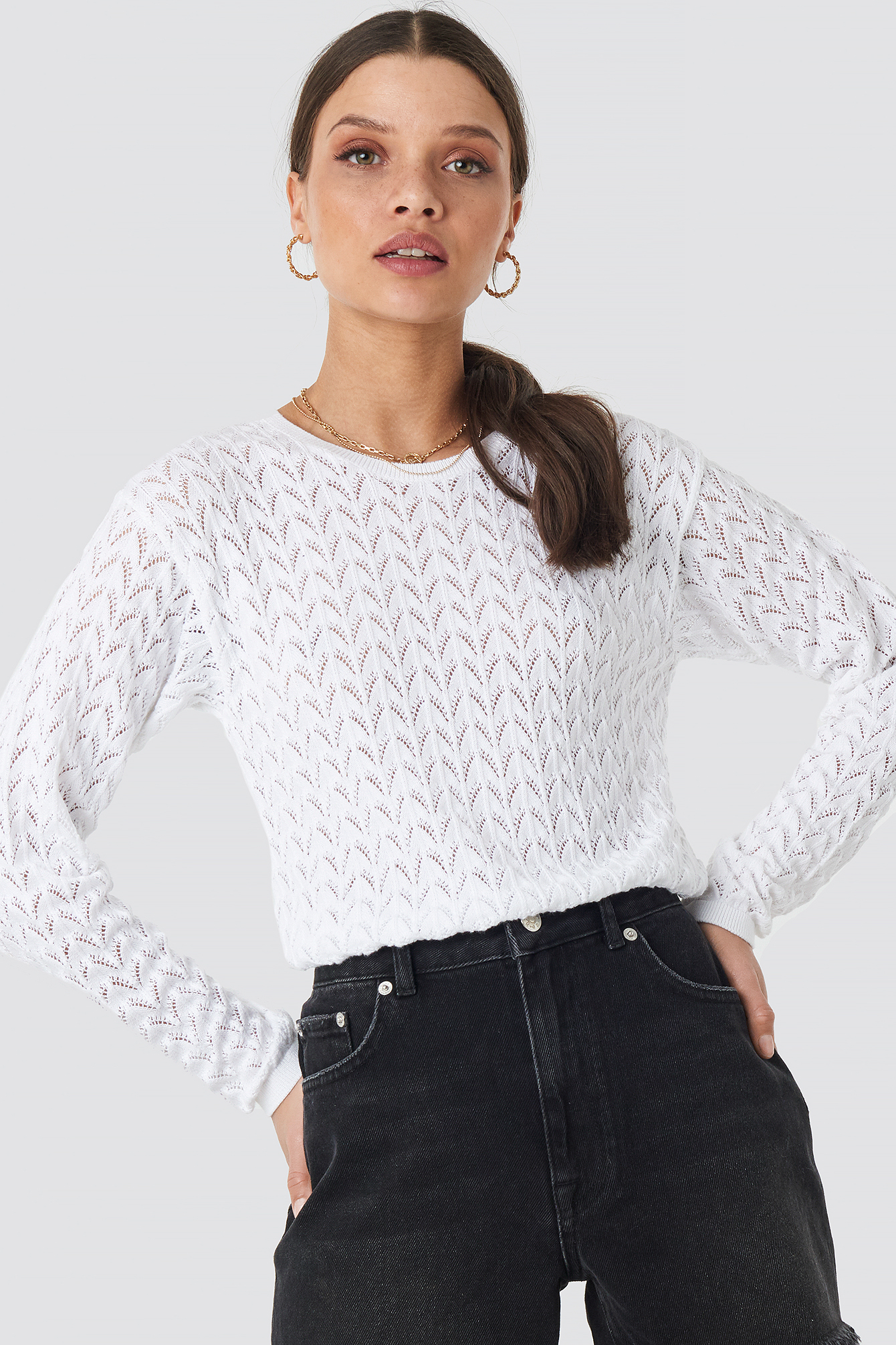 white lace jumper
