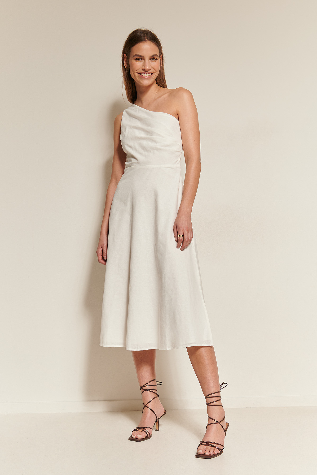 deep back gown