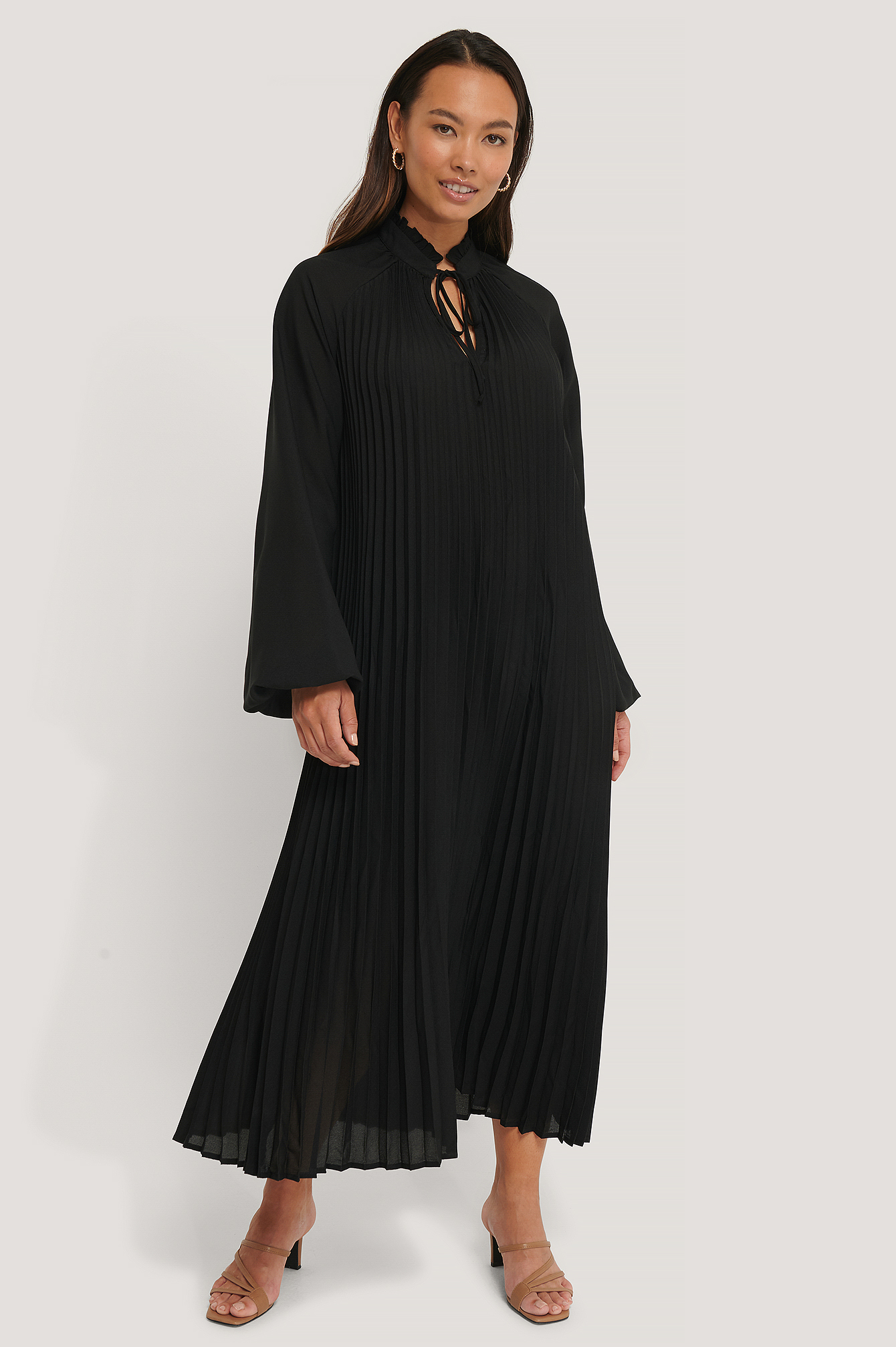 balloon fit dress