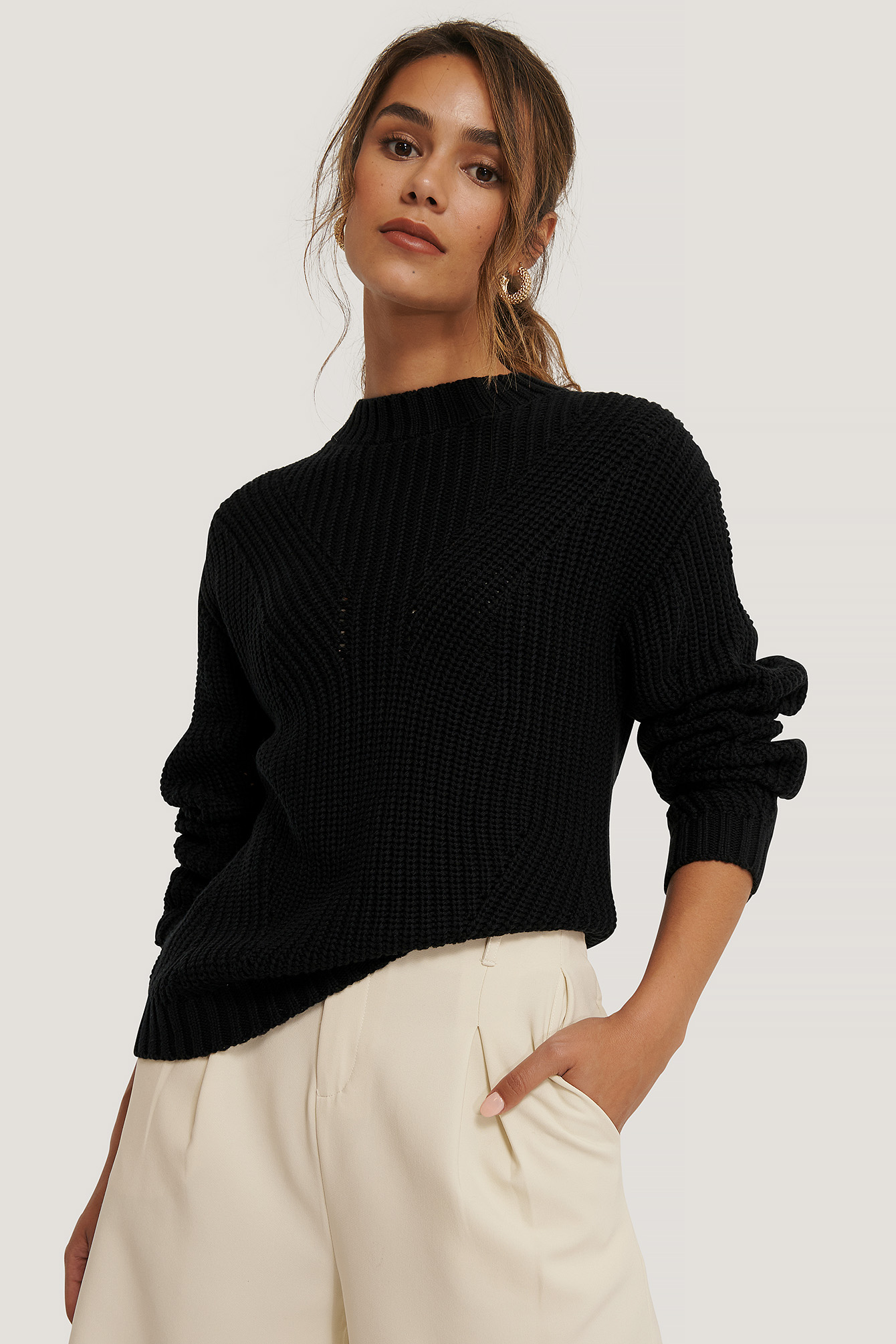Black Pattern Detail Knitted Sweater