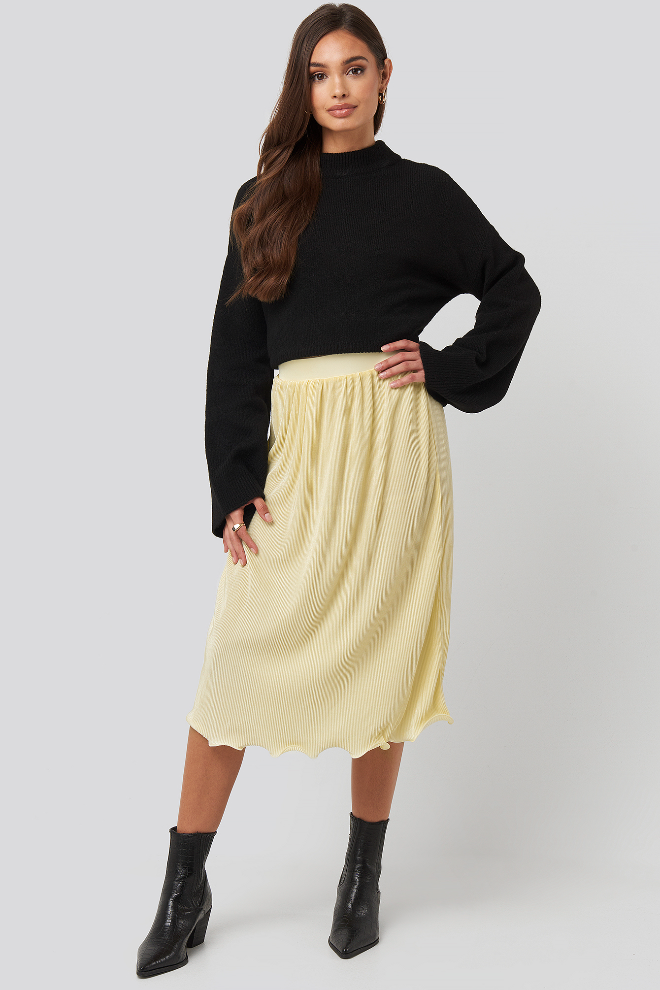 Pleated Detailed Hem Skirt Yellow