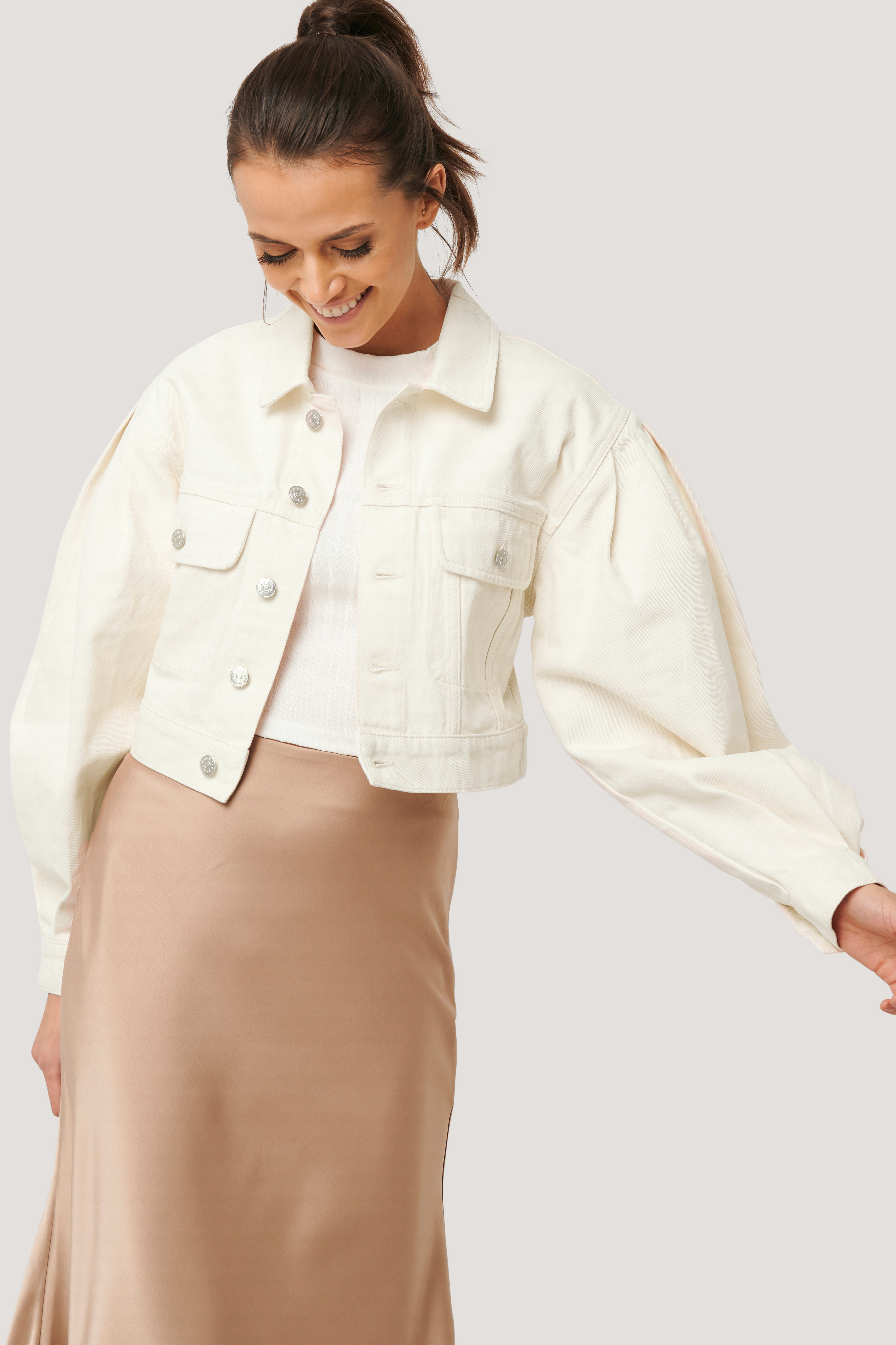 white puff sleeve jacket