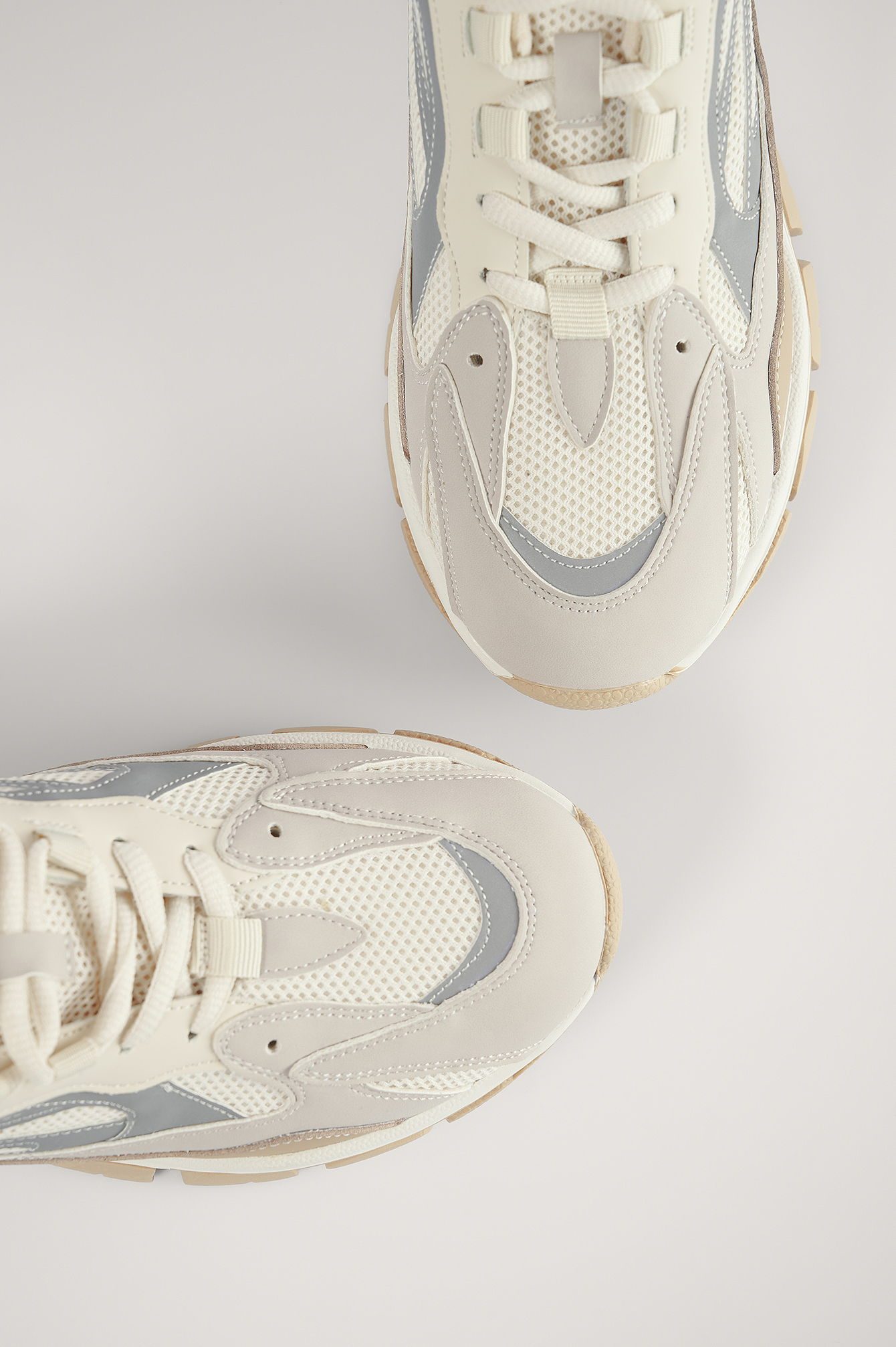 Reflective Trekking Sole Sneakers Beige | na-kdlounge.com