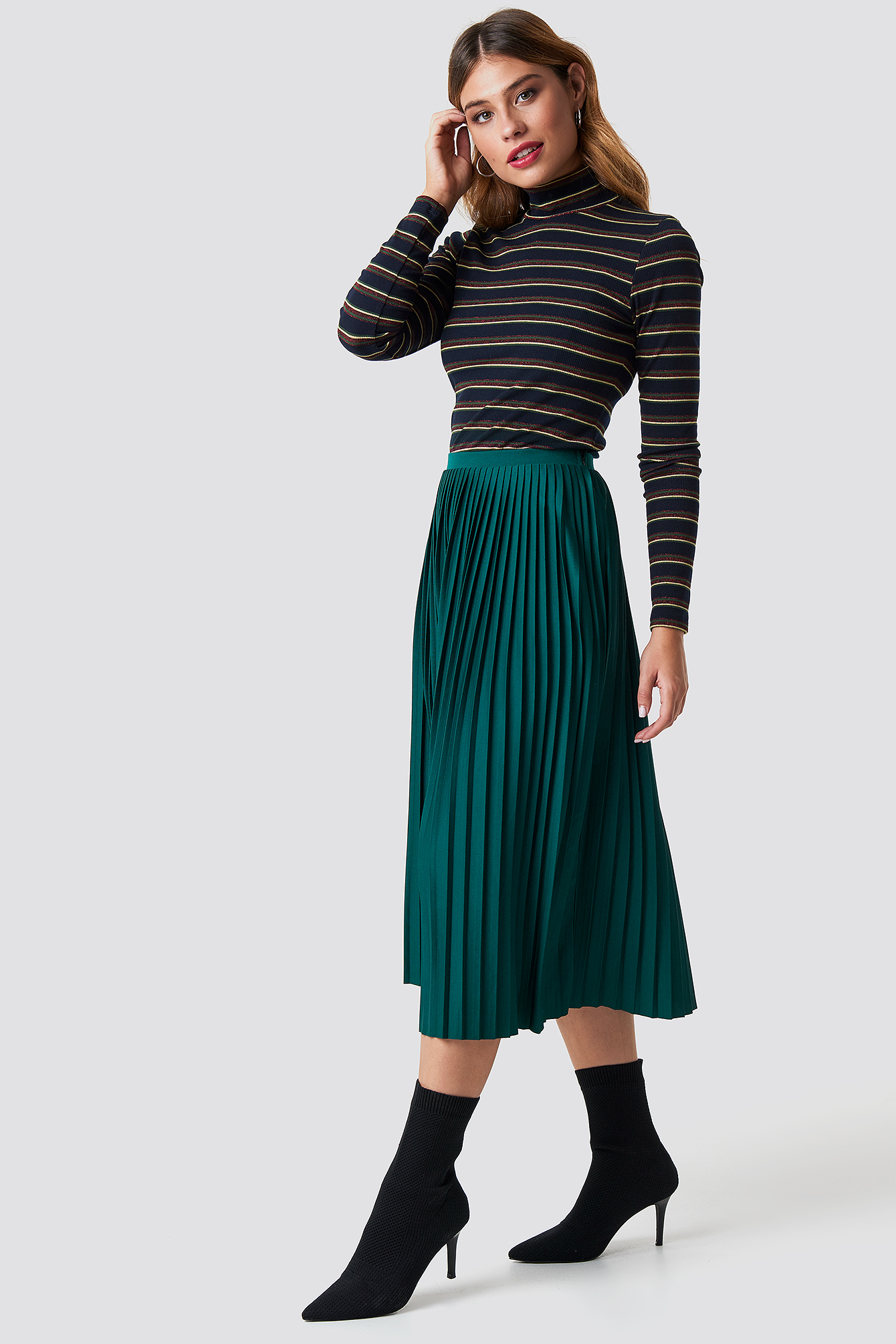 pleated midi skirt dark green