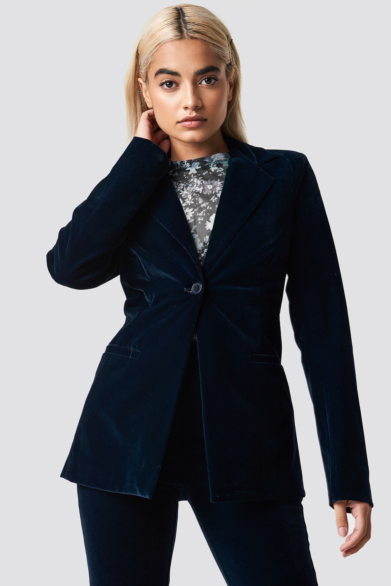 navy fitted blazer