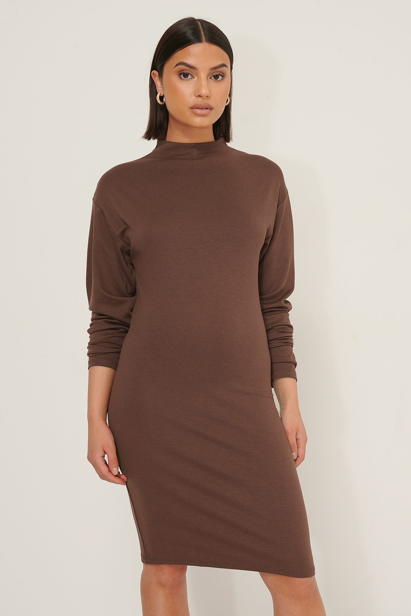 lipsy vip premium pleated maxi dress