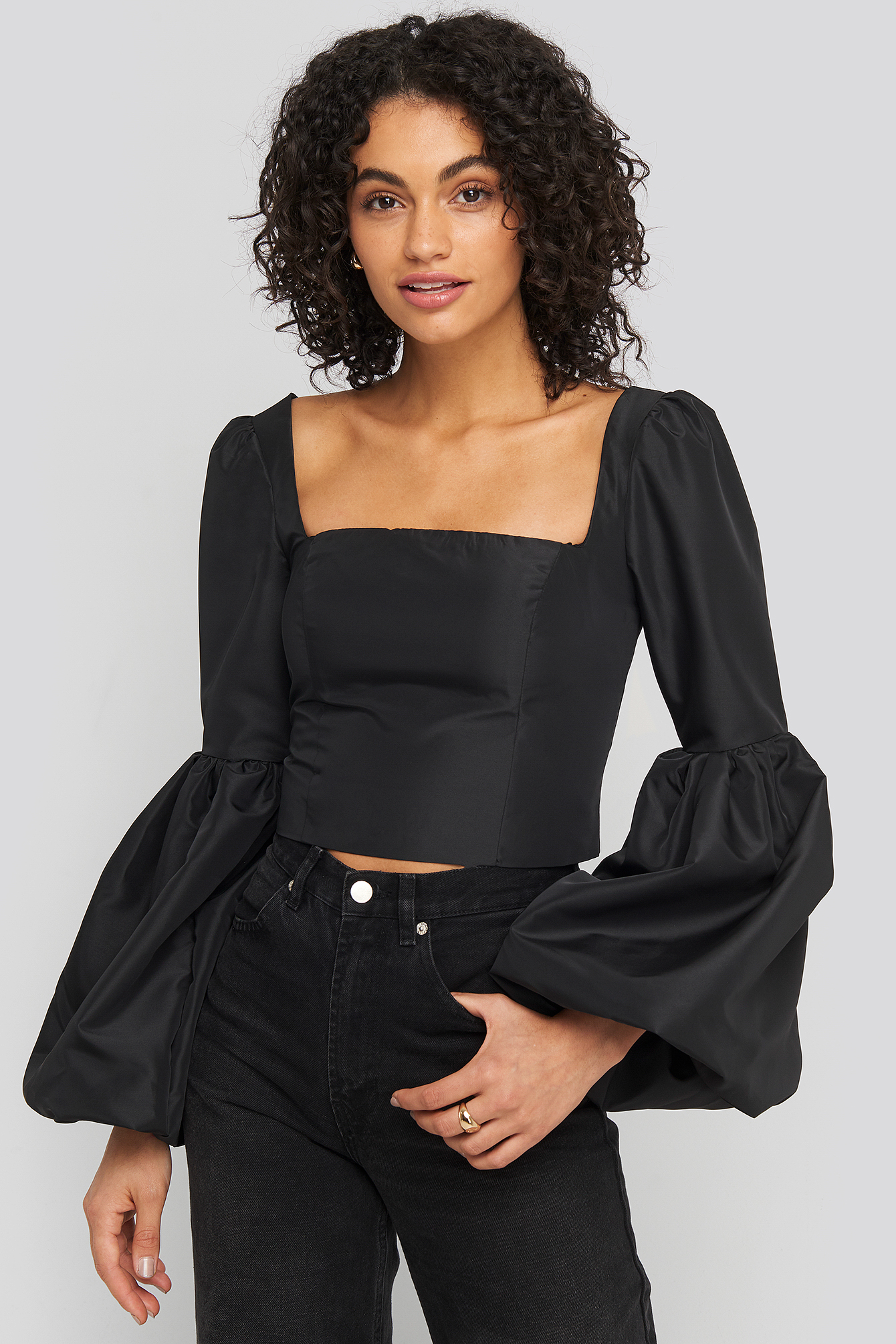 balloon sleeve button down