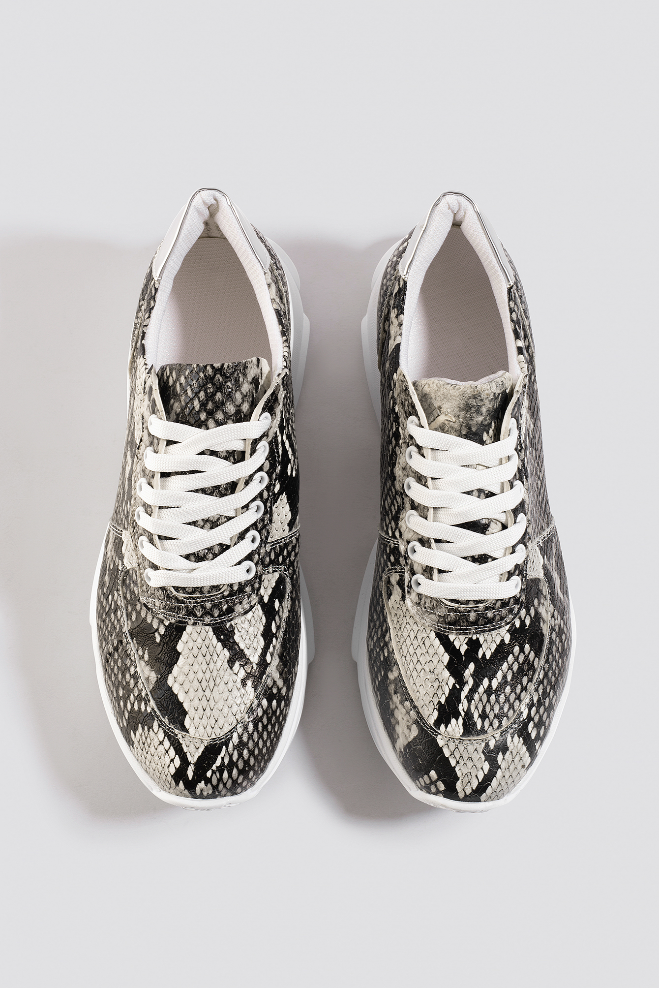 Snake Sneaker Grey | na-kdlounge.com