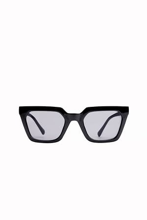 Black Kwadratowe okulary z wyraźną krawędzią
